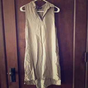 Taupe shift dress with collar